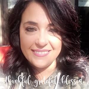 Meet your Posher, Lucia